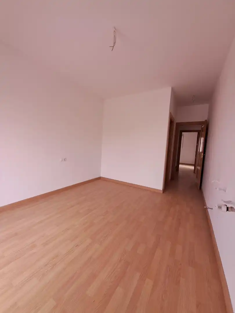 Casa adosada en venda en Casas de Juan Núñez amb Terrassa i Balcó