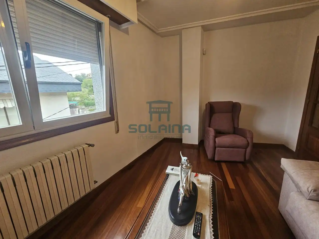 Casa con balcón en venta en Vistahermosa, imagen 2