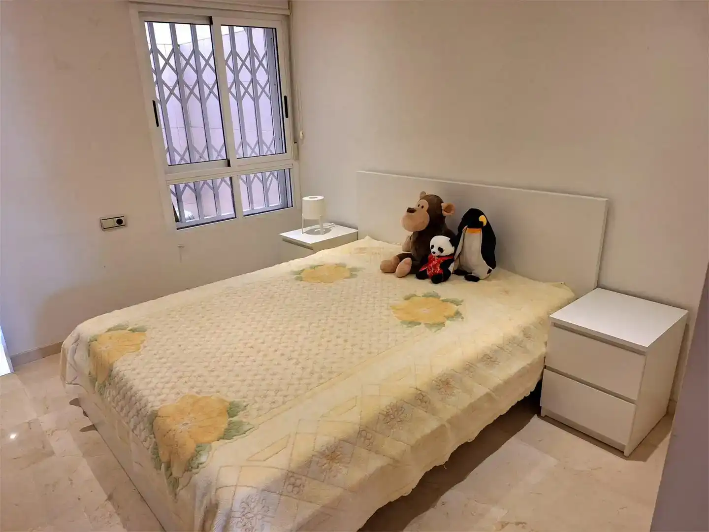 Schlafzimmer von Wohnung zur Miete in Elche / Elx mit Klimaanlage und Möbliert