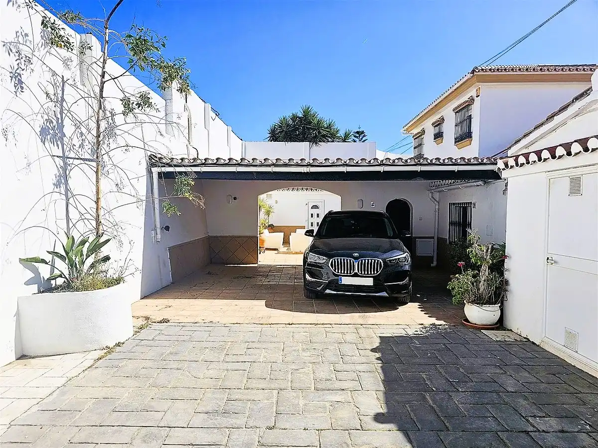 Casa o xalet en venda a Calle Playa del Chaparral, 19, El Faro de Calaburra - Chaparral