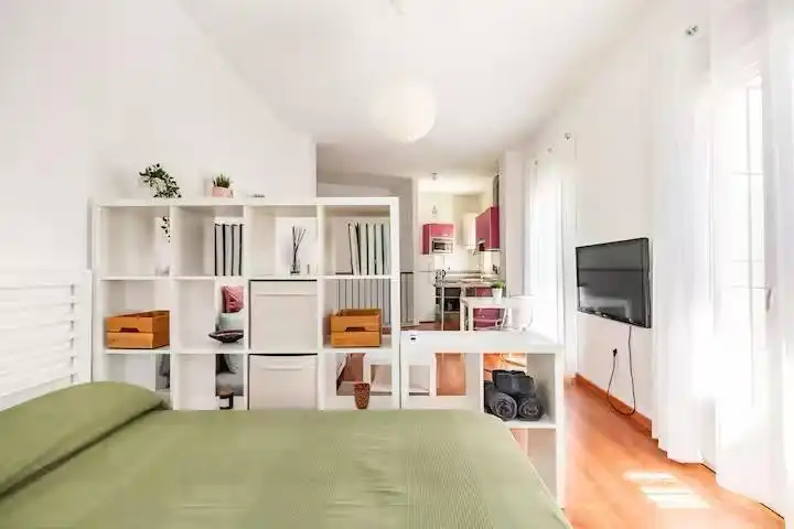 Habitación de Apartamento en venta en Espartinas con Aire acondicionado