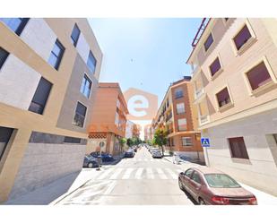 Vista exterior de Àtic de lloguer en Badajoz Capital amb Aire condicionat, Terrassa i Balcó