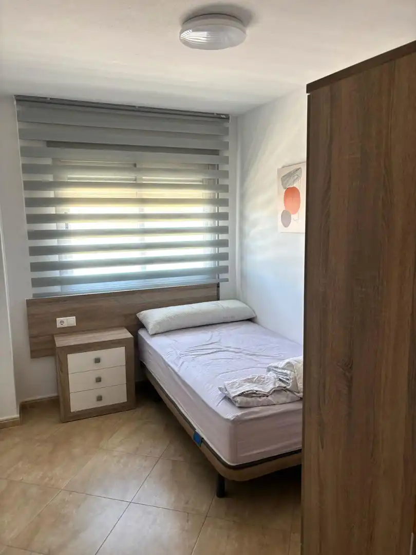 Dormitori de Pis de lloguer en Murcia amb Aire condicionat, Calefacció i Moblat