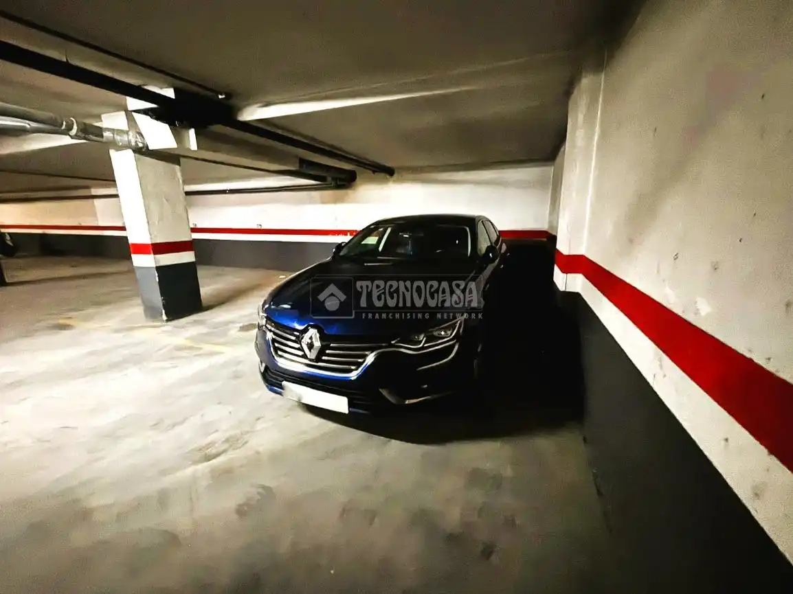 Parking de Piso en venta en Quart de Poblet con Aire acondicionado, Trastero y Balcón