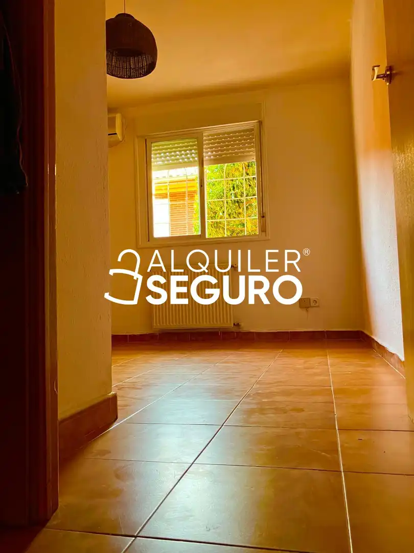 Exterior view of Houses for rent in Camarma de Esteruelas  with Air Conditioner, Heating and Terrace
