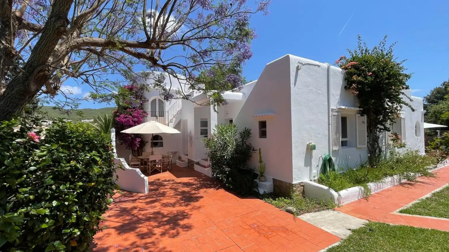Exterior view of Houses for sale in Santa Eulària des Riu  with Air Conditioner, Heating and Terrace