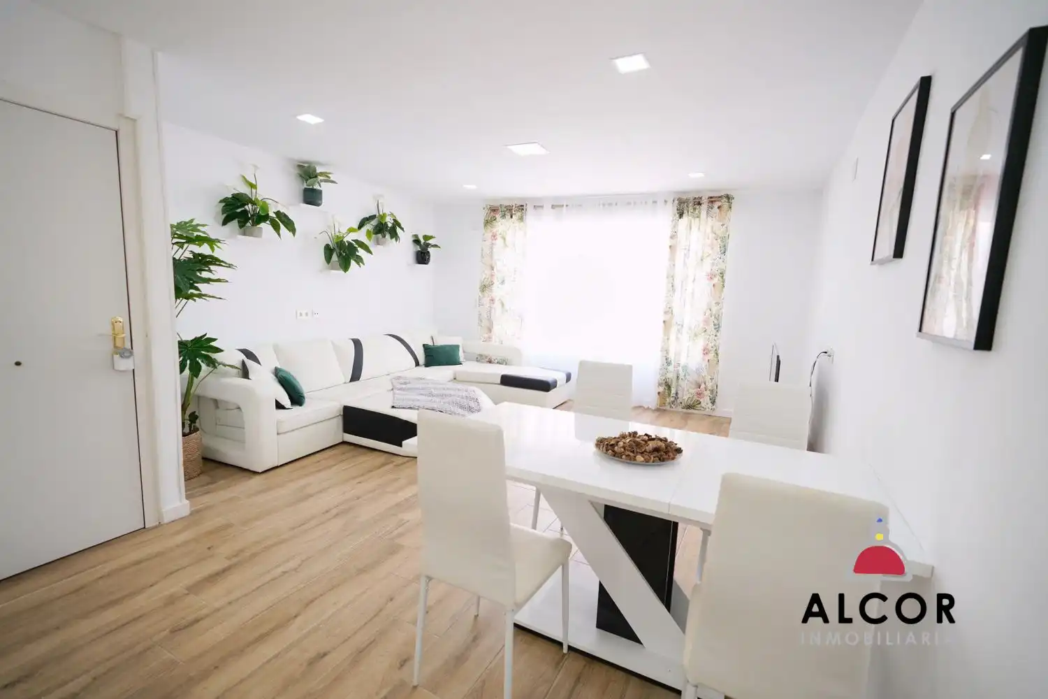 Wohnzimmer von Wohnung zum Verkauf in Benicarló