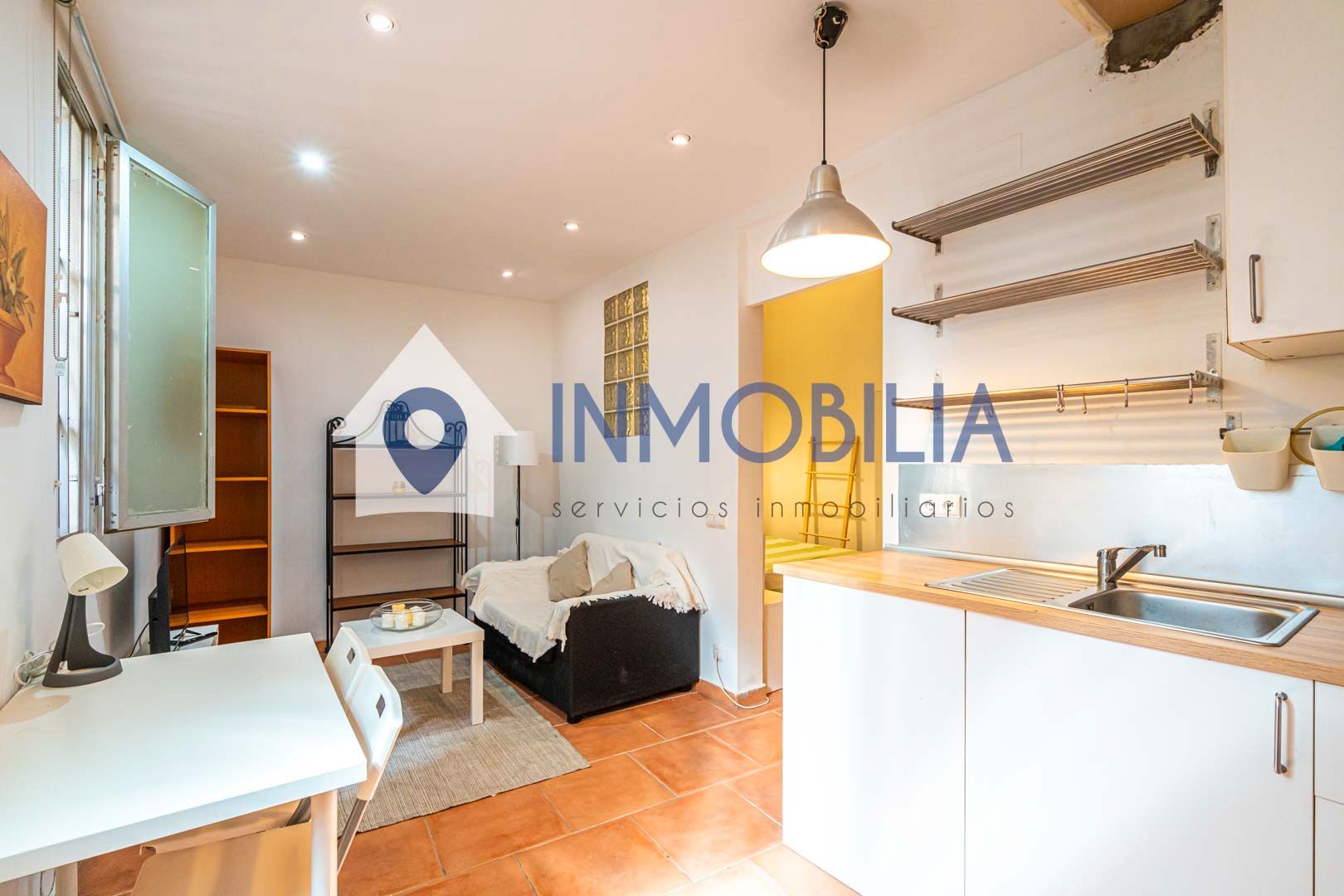 Sala de estar de Piso en venta en  Madrid Capital con Calefacción