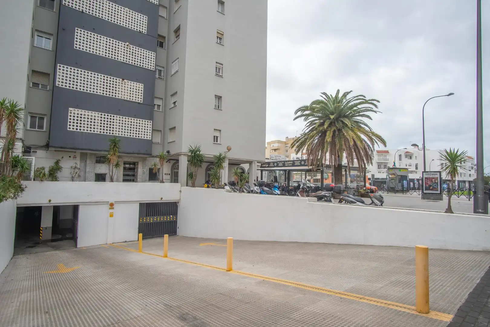 Parking of Flat for sale in San Fernando