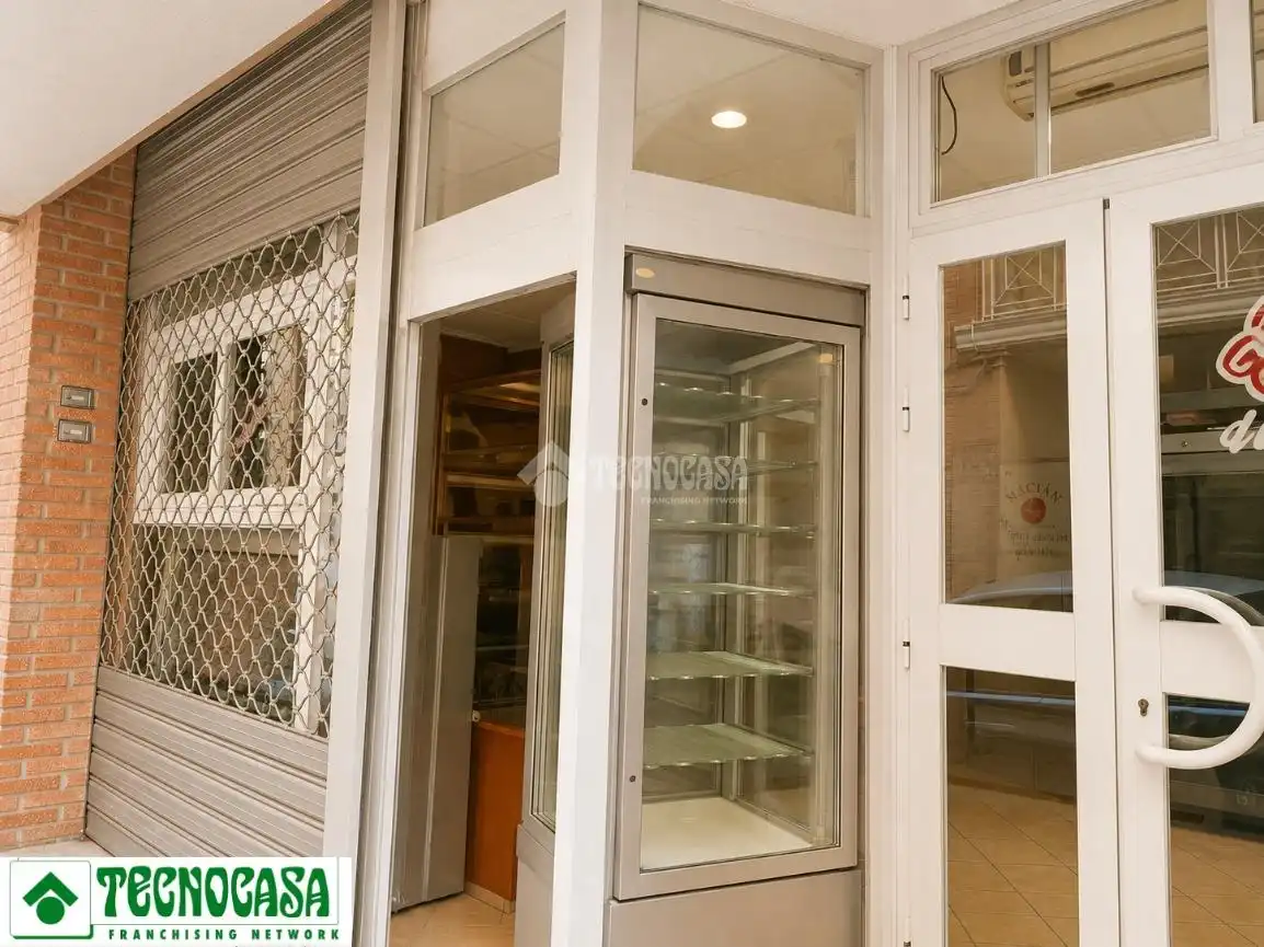 Local de alquiler en Manises con Aire acondicionado y Amueblado