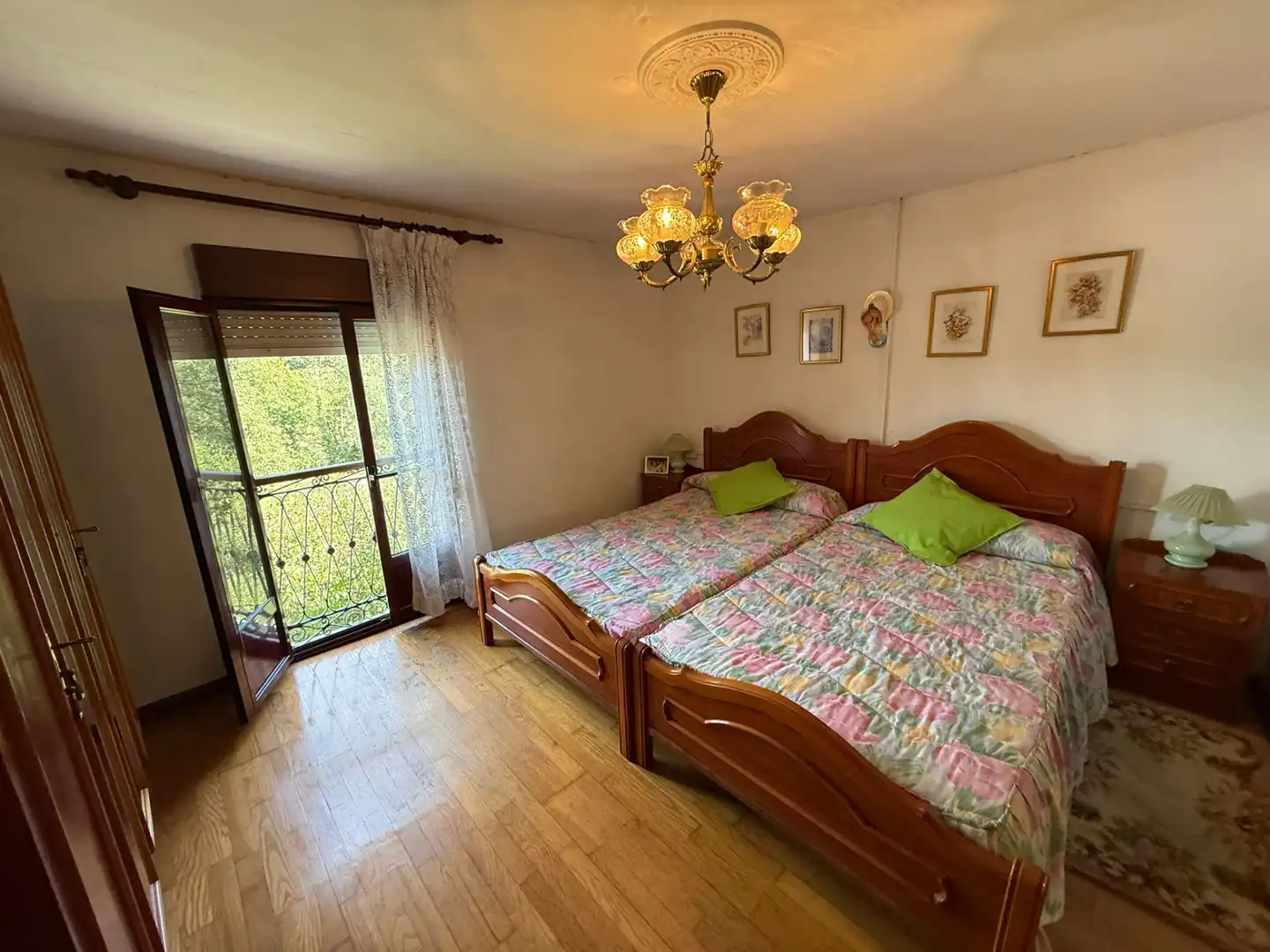 Schlafzimmer von Haus oder Chalet zum Verkauf in Oviedo  mit Privatgarten