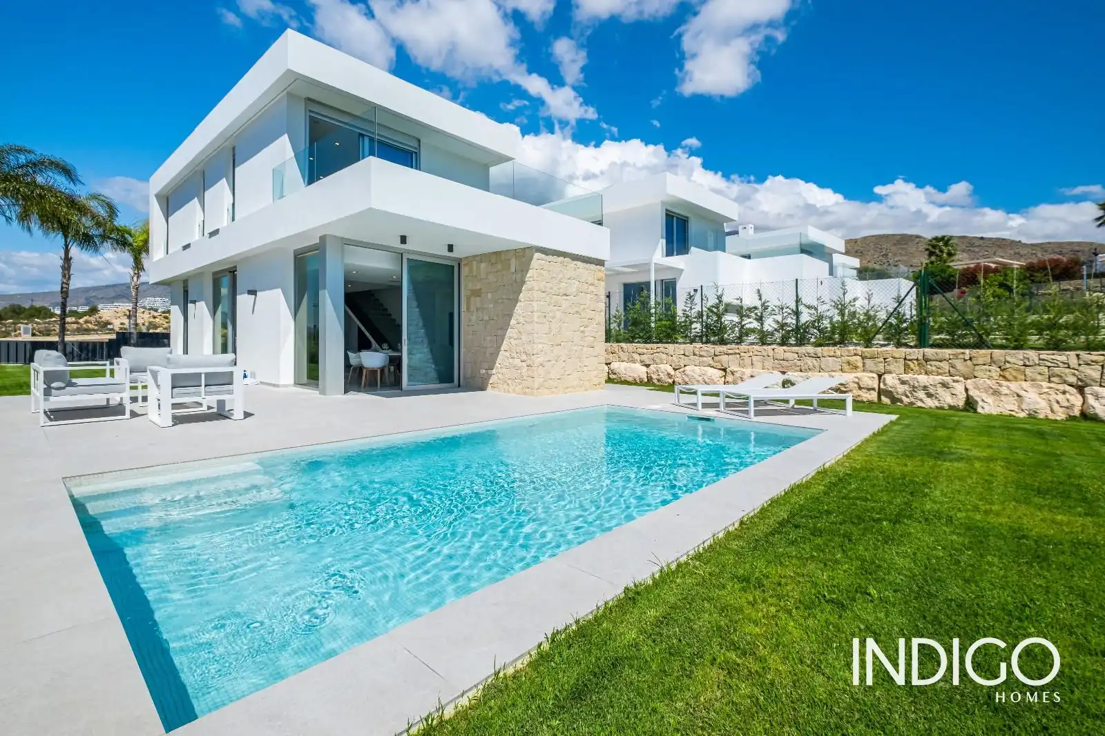 Chalet con piscina en venta en Praga, imagen 2