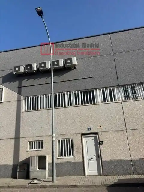 Nau industrial en venda a Calle Calle Doctor Fleming, imagen 2