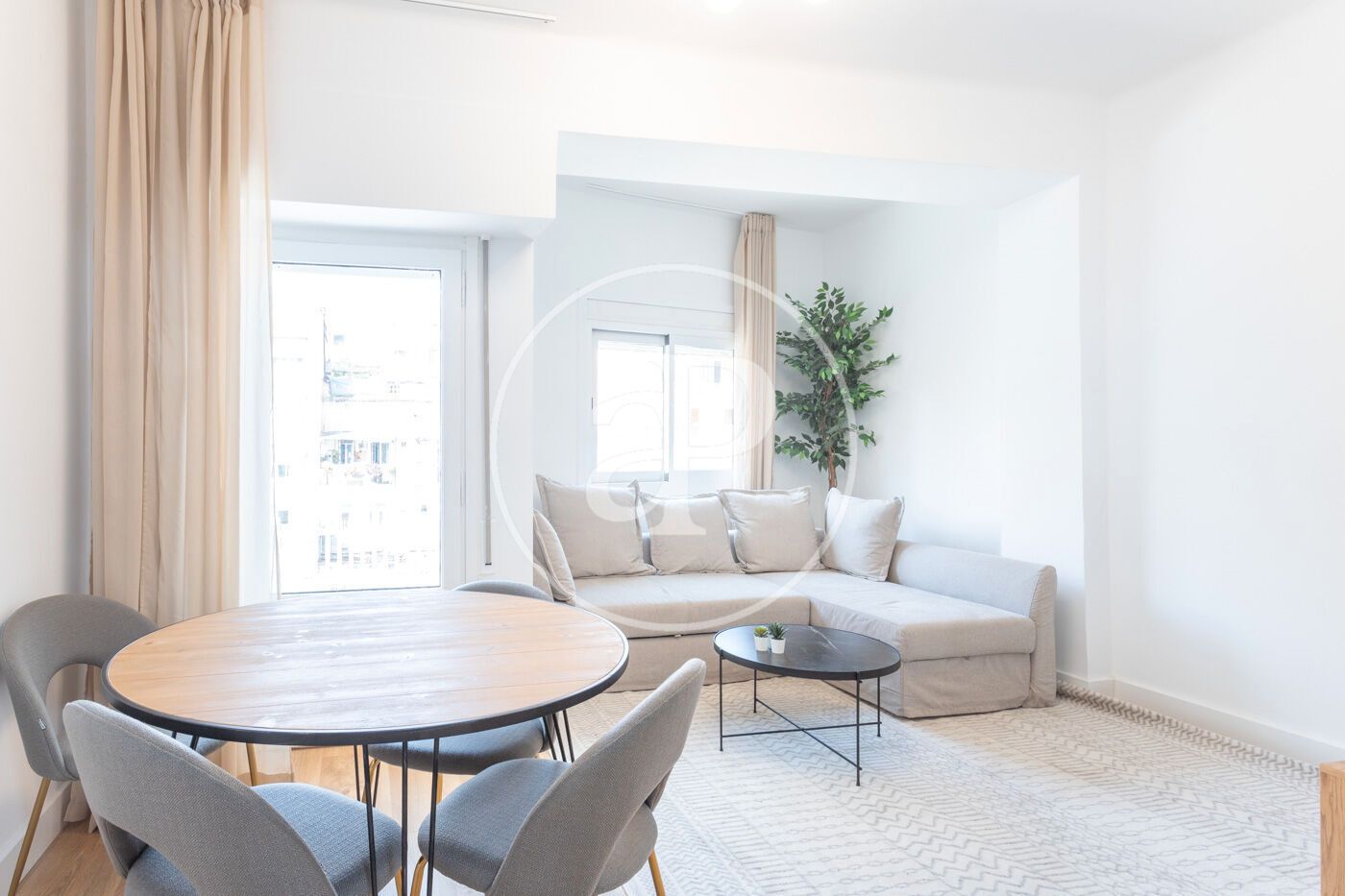 Flat to rent in Carrer de la Marina, Fort Pienc