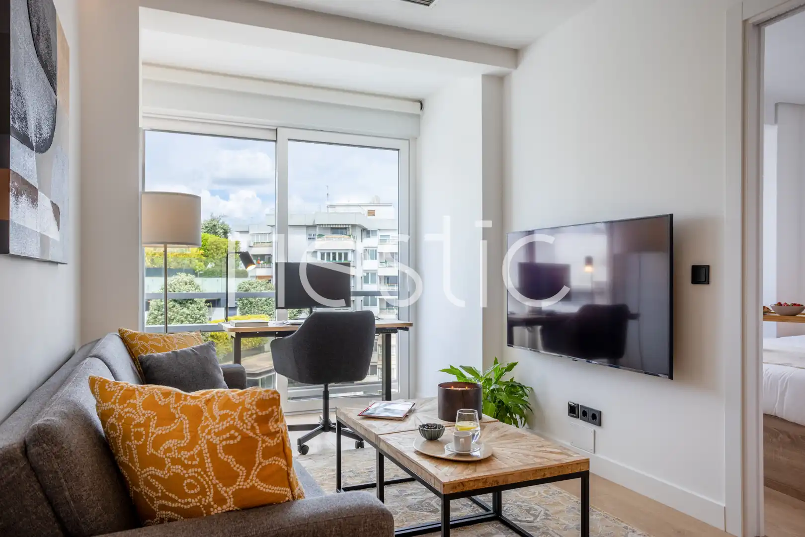 Sala d'estar de Apartament de lloguer en Madrid amb Aire condicionat, Calefacció i Moblat