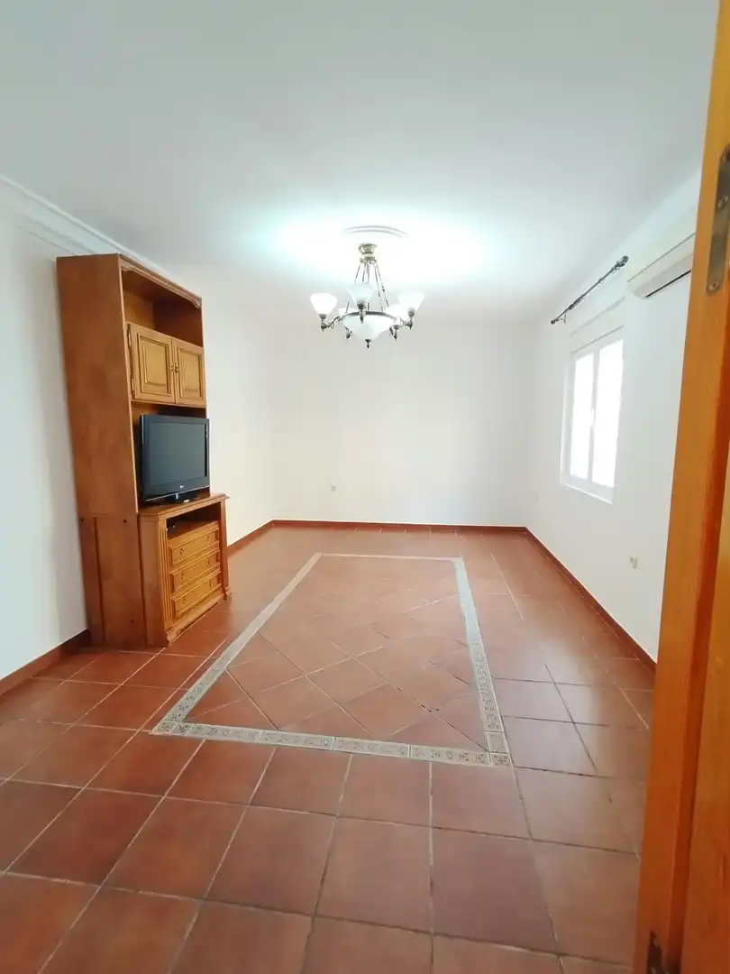 Maison jumelée à louer à Calle STA AMALIA, imagen 15
