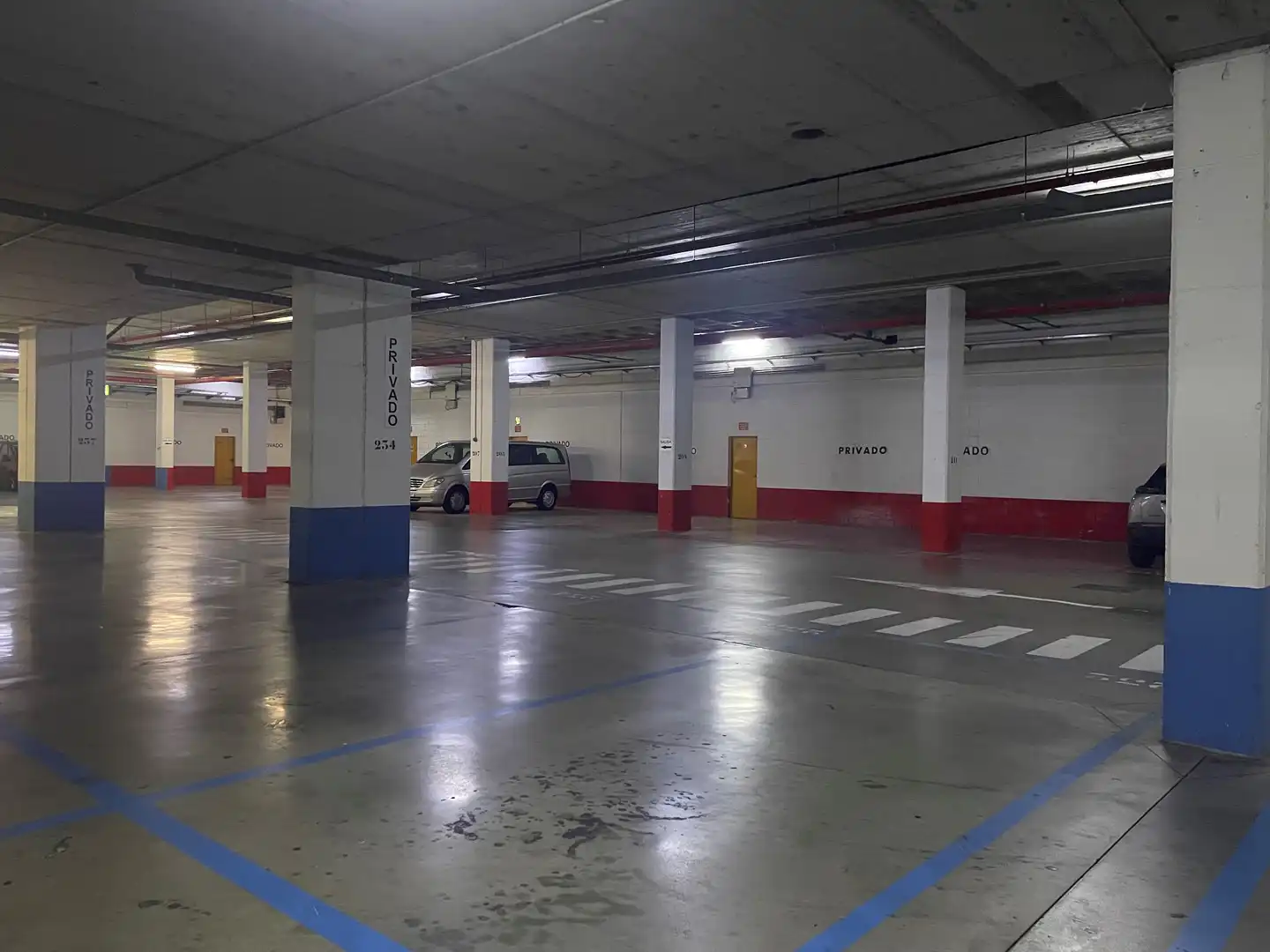 Parking of Office for sale in Alcalá de Henares  with Air Conditioner, Heating and Storage room