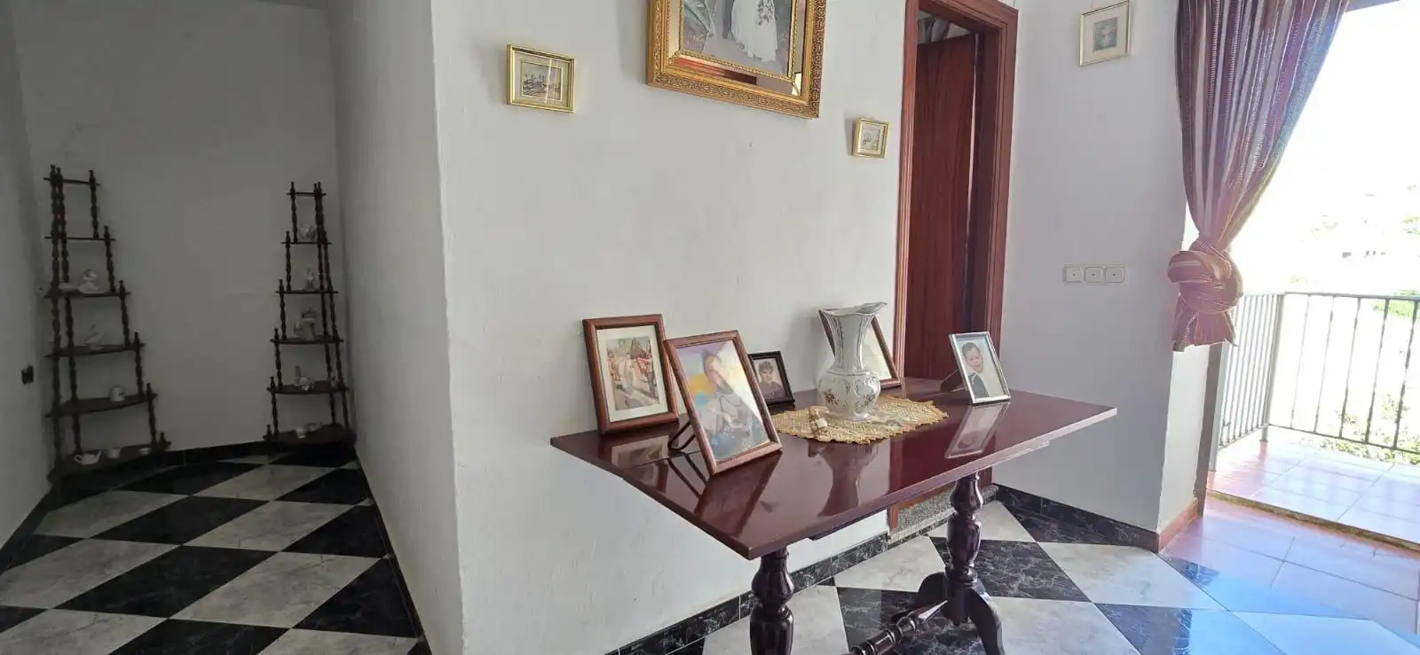 Edificio en venta en Valle de Abdalajís