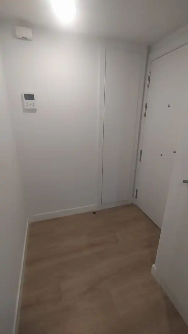 Flat for sale in Valencia  with Air Conditioner, Storage room and Balcony