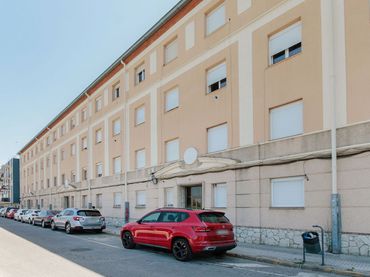 Flat for sale in C/ Llobregat