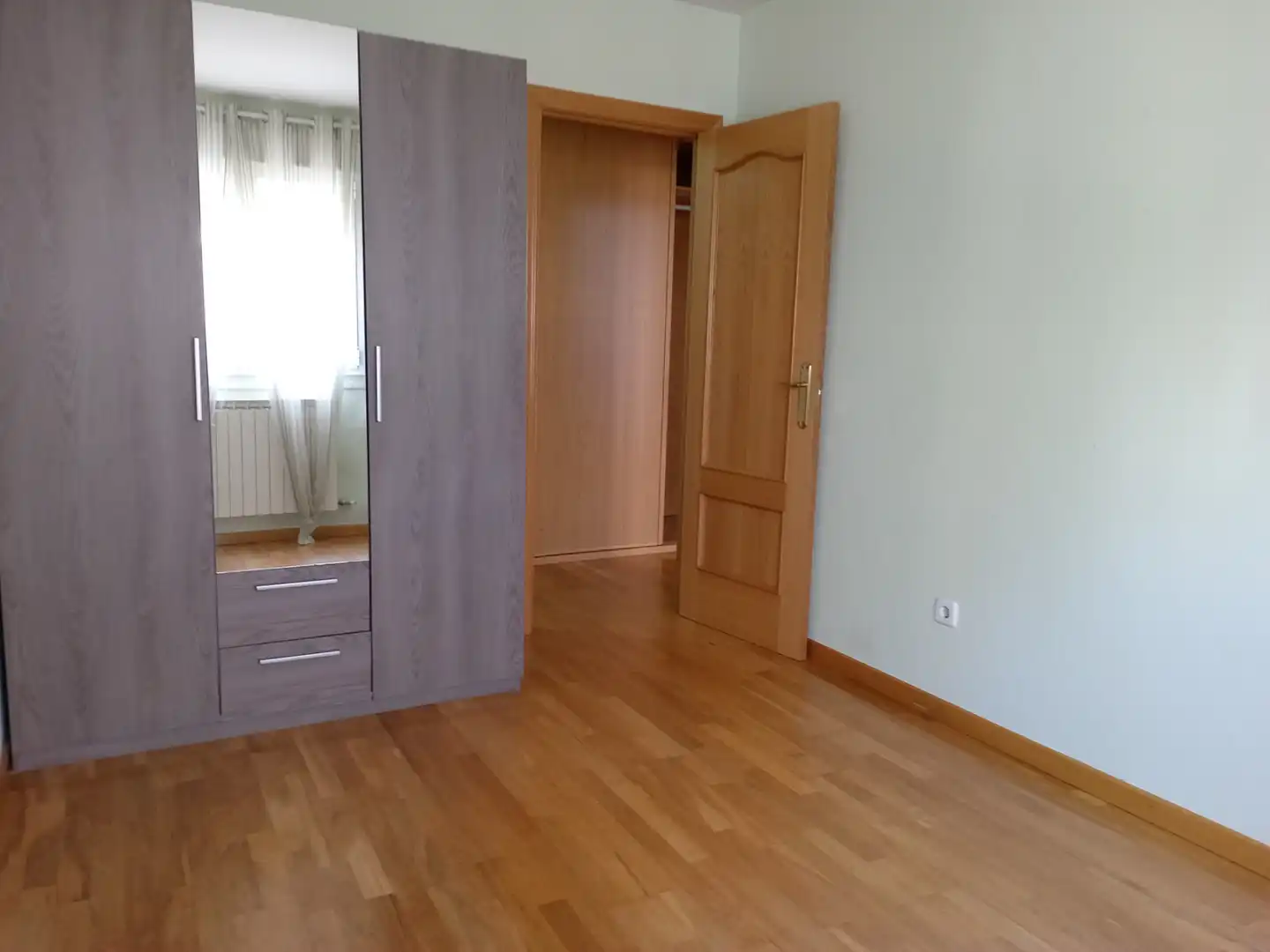 Habitación de Piso de alquiler en Carbajosa de la Sagrada con Calefacción, Trastero y Horno