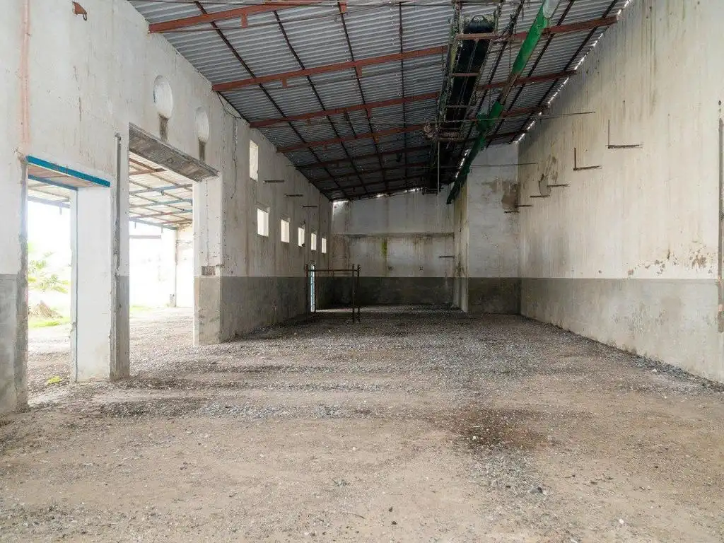 Industrial buildings for sale in Marchena