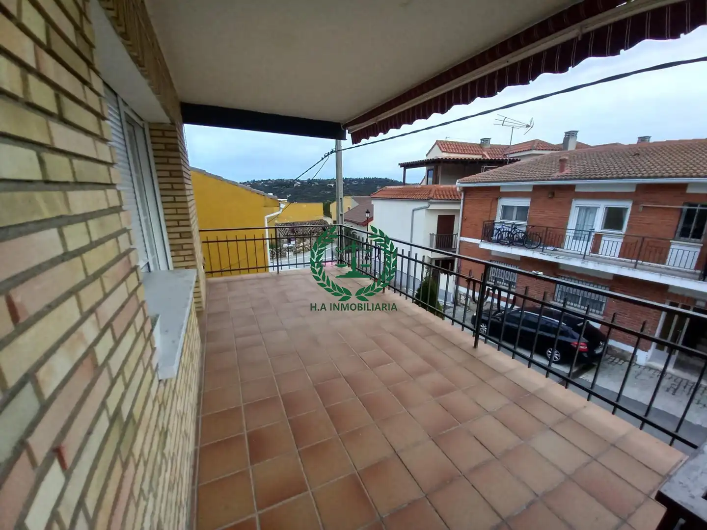 Vista exterior de Casa o chalet en venta en Venturada con Calefacción, Jardín privado y Terraza