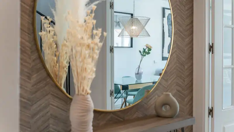 Apartamento con piscina en venta en Nueva Andalucía, imagen 2