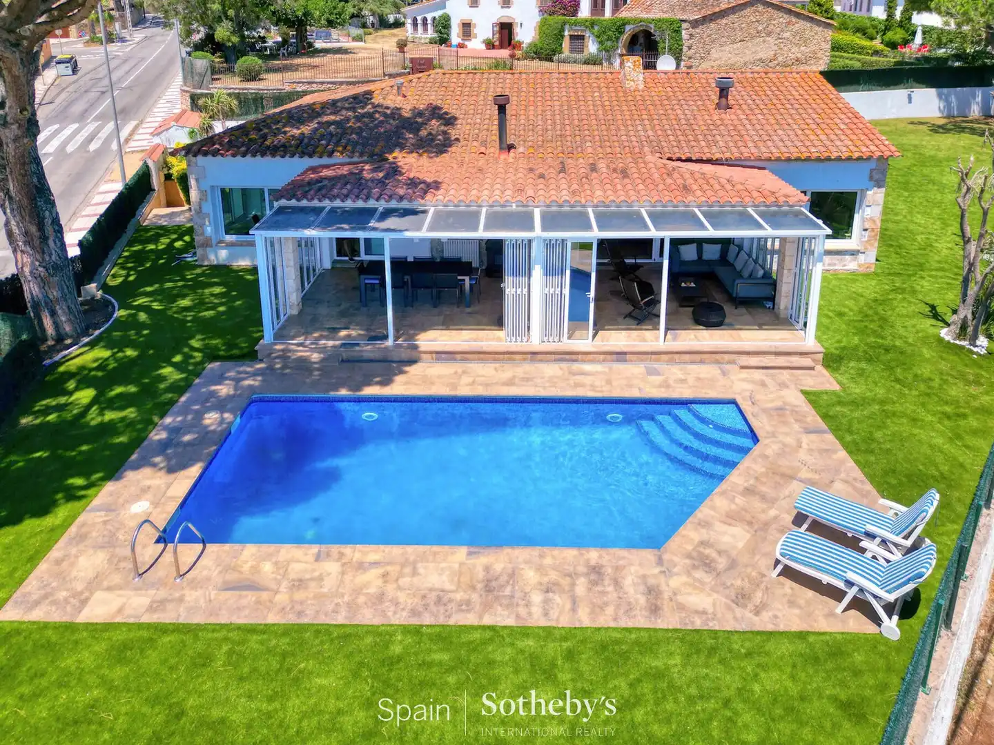 Casa amb piscina en venda a Av. Fanals, imagen 2