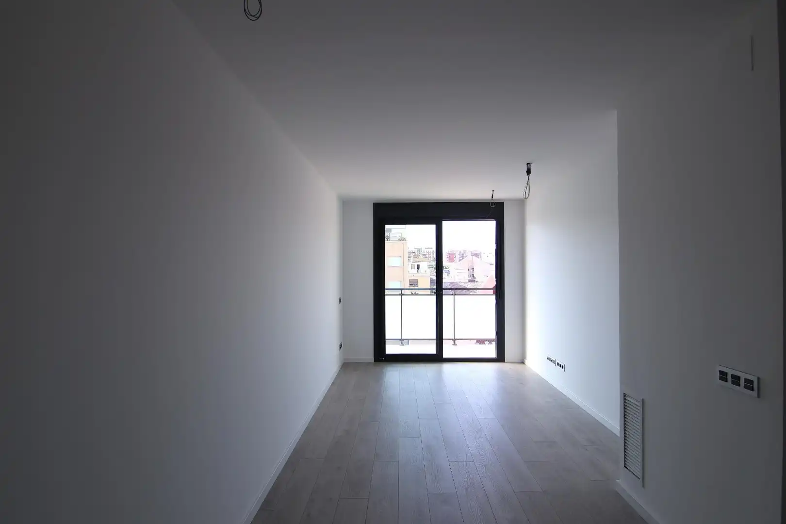 Wohnung zur Miete in Sabadell mit Klimaanlage, Heizung und Parkett