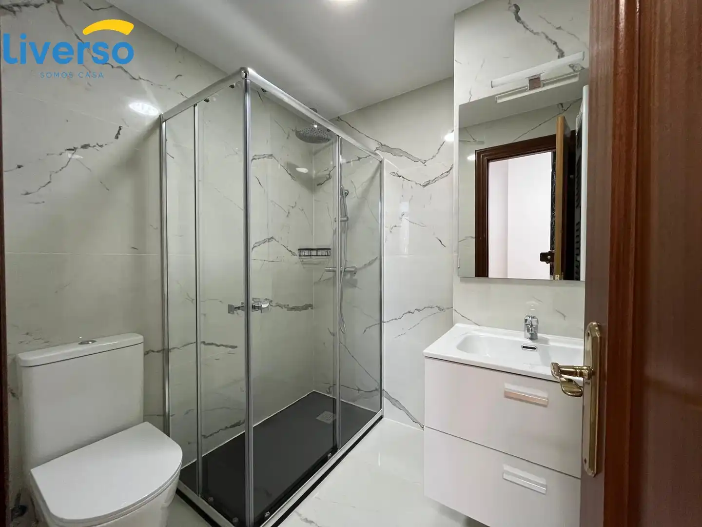 Room in EUROPA, San Agustín - Parque Europa