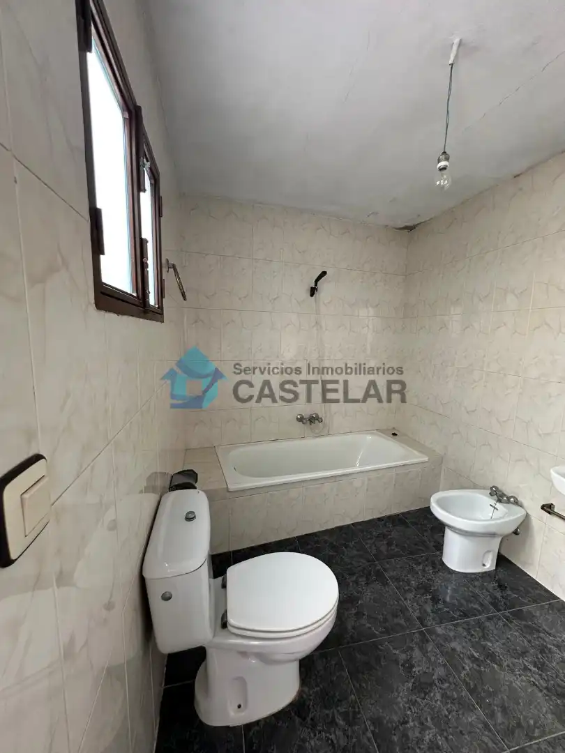 Baño de Casa adosada en venta en Oliva de la Frontera