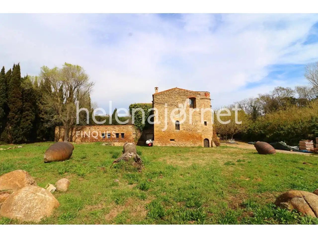 Country house zum Verkauf in Castell d'Aro, Platja d'Aro i s'Agaró mit Privatgarten