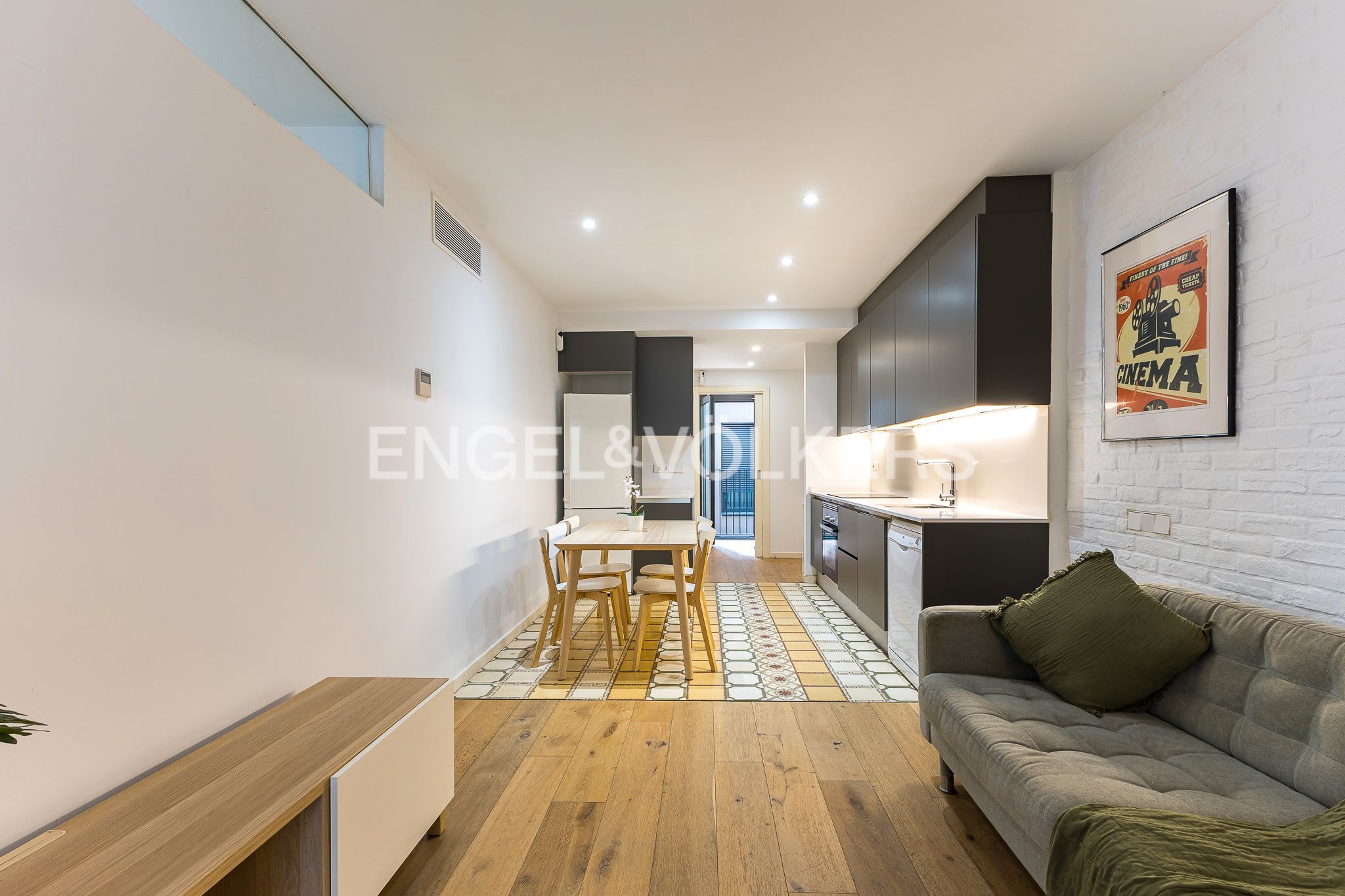 Living room of Apartment for sale in  Barcelona Capital  with Air Conditioner, Heating and Parquet flooring