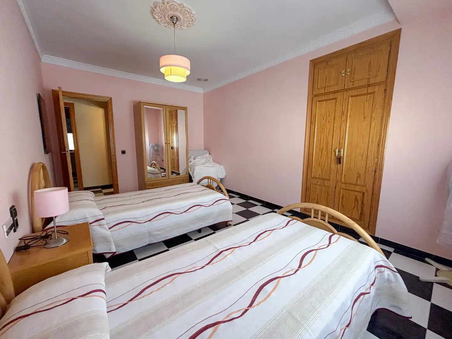 Bedroom of Houses for sale in Atarfe  with Terrace and Storage room