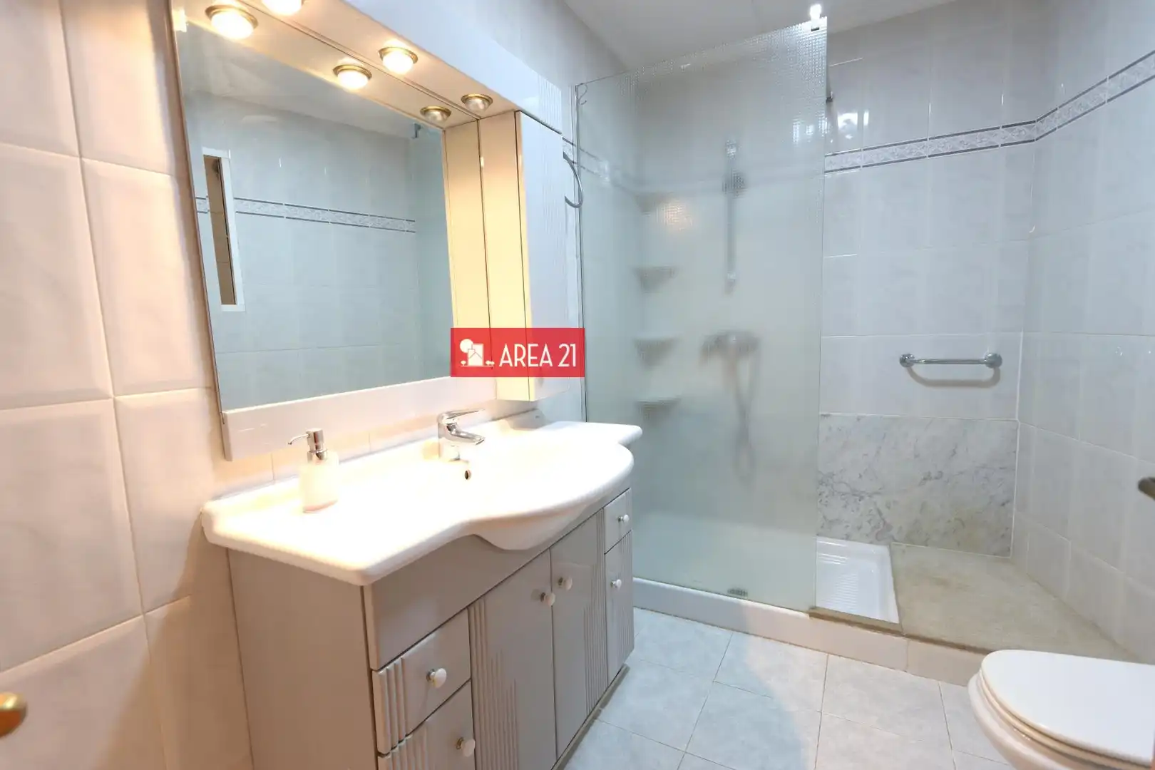 Planta baja en venta en Santa Bárbara