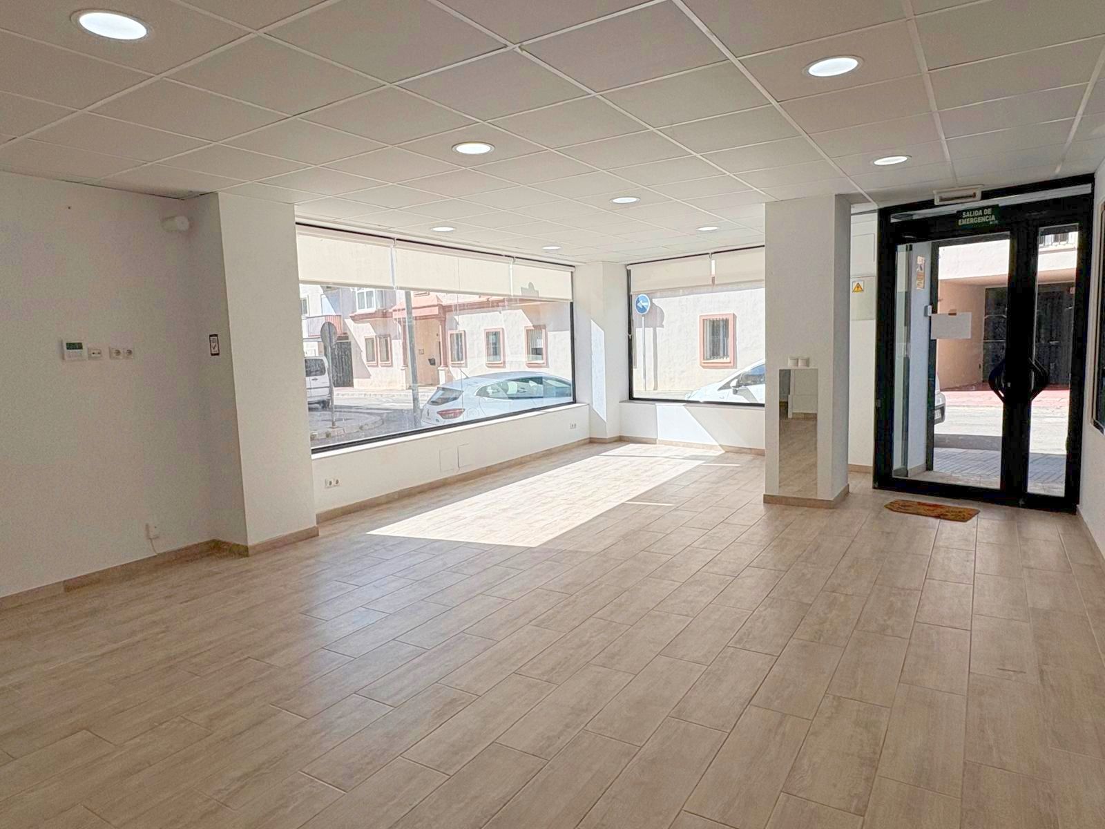 Premises to rent in Calle Alcalde José Benítez Rocha, Centro