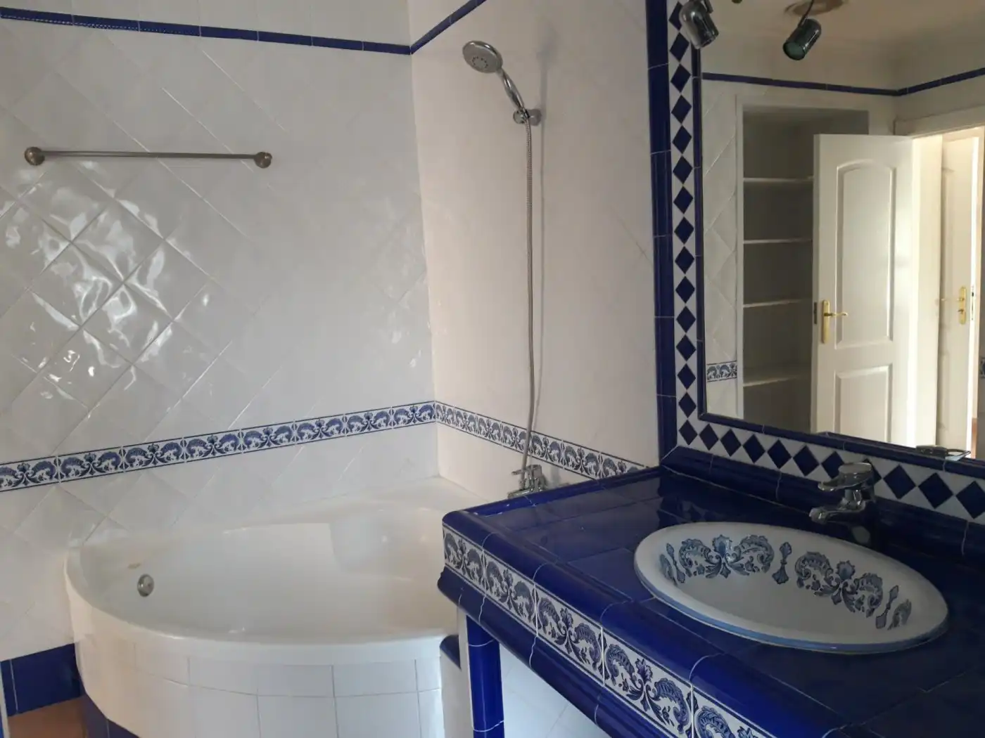 Baño de Casa o chalet de alquiler en Pedreguer con Aire acondicionado, Calefacción y Jardín privado