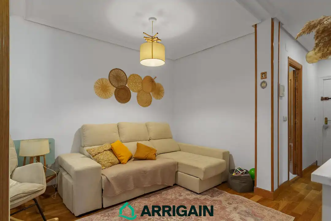 Sala de estar de Piso en venta en Pasaia con Calefacción y Balcón