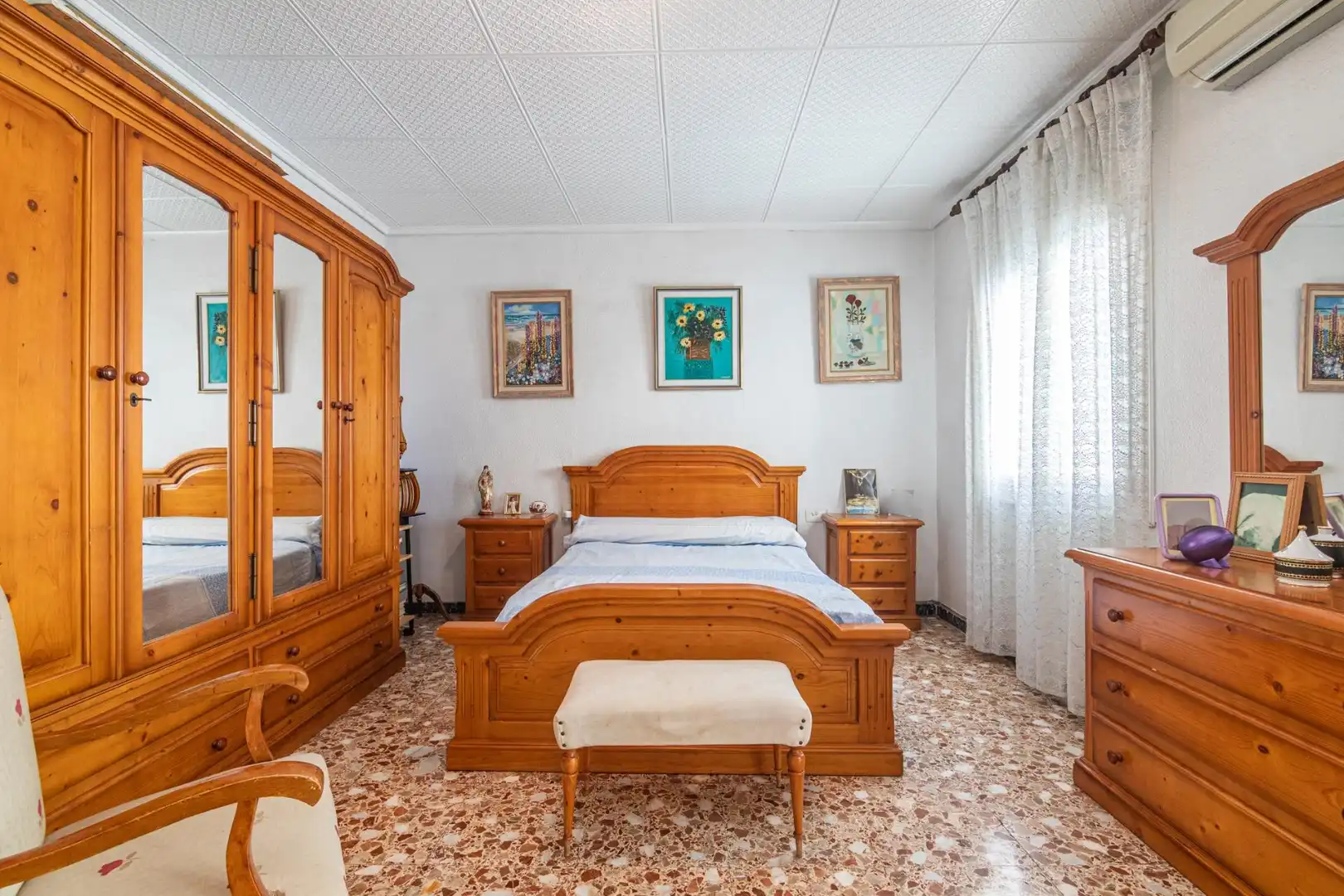 Schlafzimmer von Einfamilien-Reihenhaus zum Verkauf in Elche / Elx mit Klimaanlage, Terrasse und Balkon