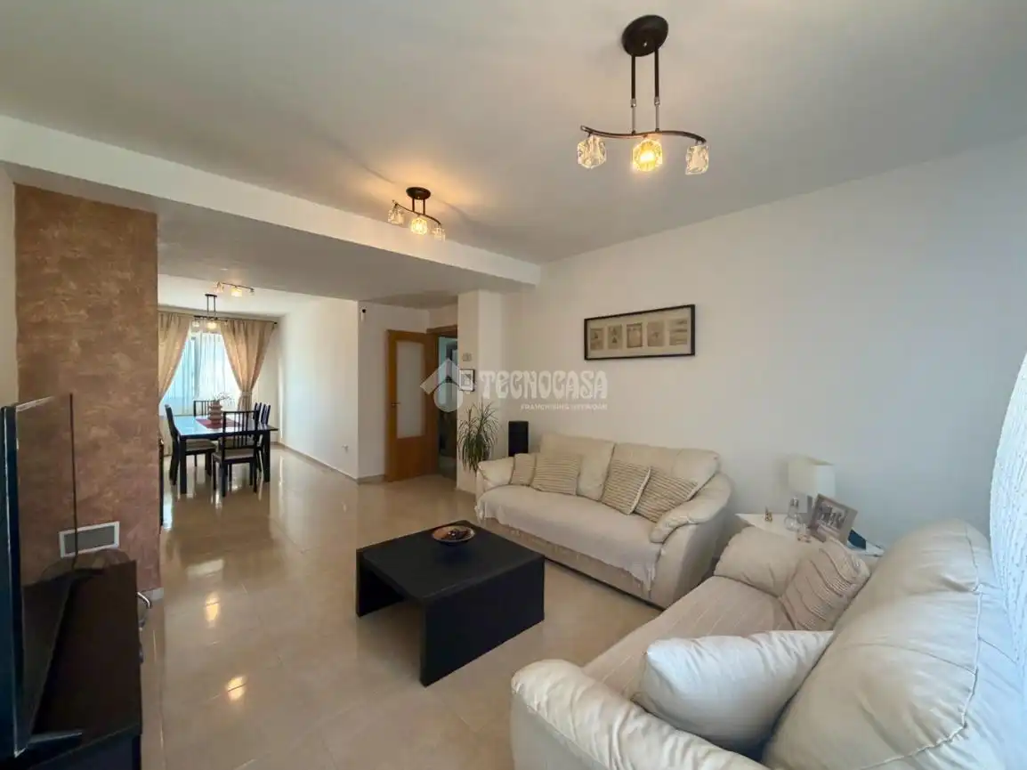 Casa pareada en venta en Villanueva de la Torre, imagen 4