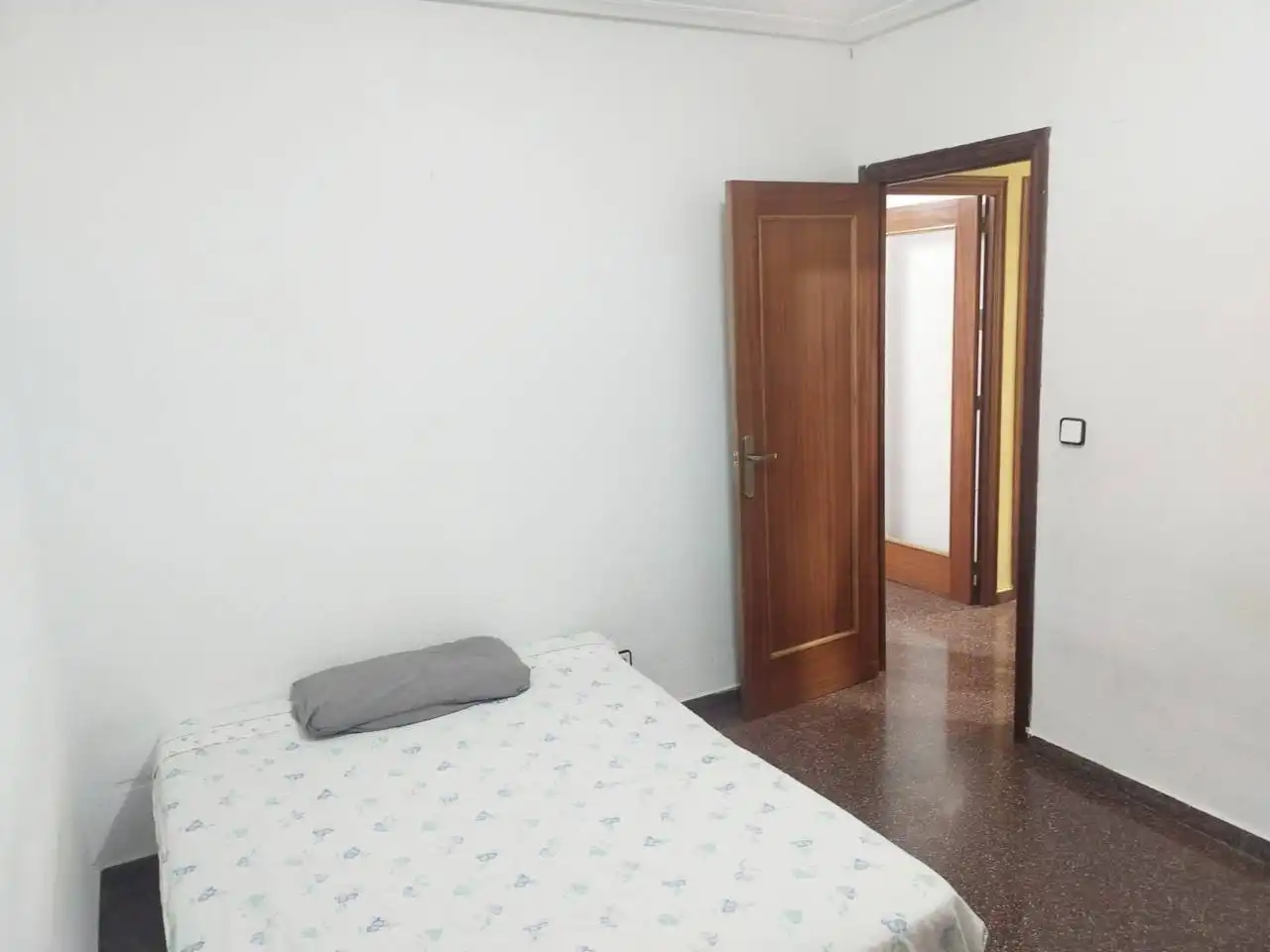 Schlafzimmer von Wohnungen zum Verkauf in Elche / Elx mit Balkon