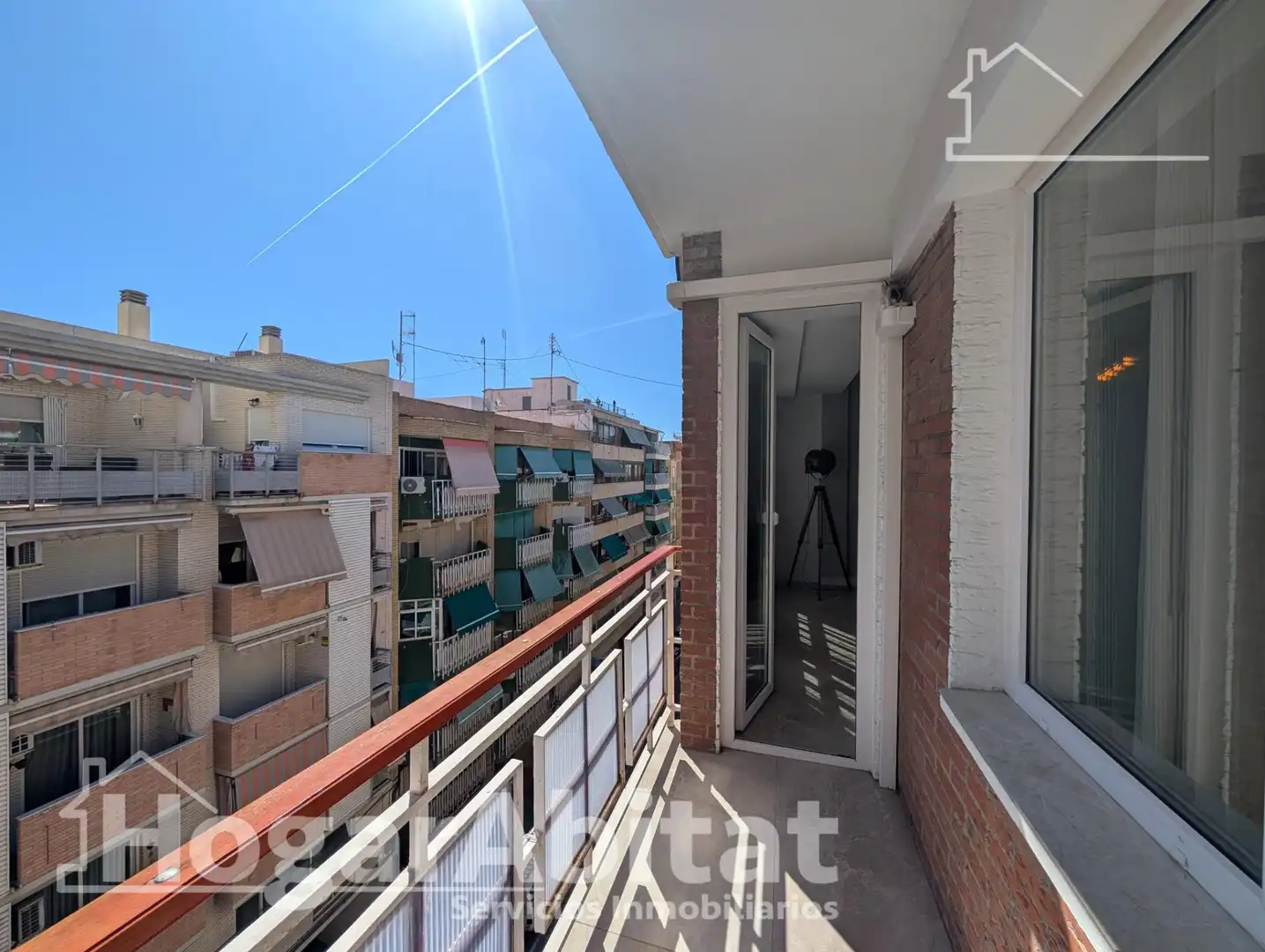 Vista exterior de Pis en venda en Alicante / Alacant amb Aire condicionat, Calefacció i Moblat