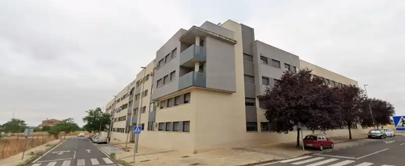 Vista exterior de Piso en venta en Cáceres con Aire acondicionado y Jardín privado