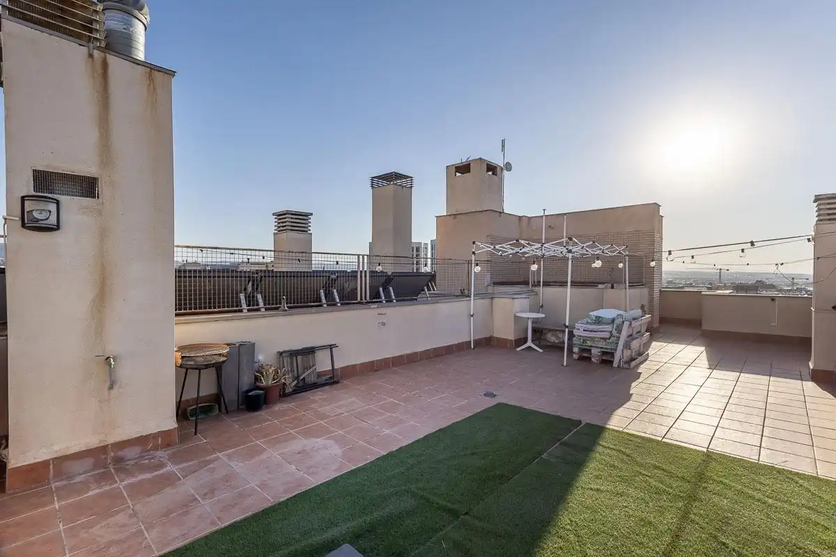 Penthouse with pool for sale in Avenida de la Ilustración, imagen 5