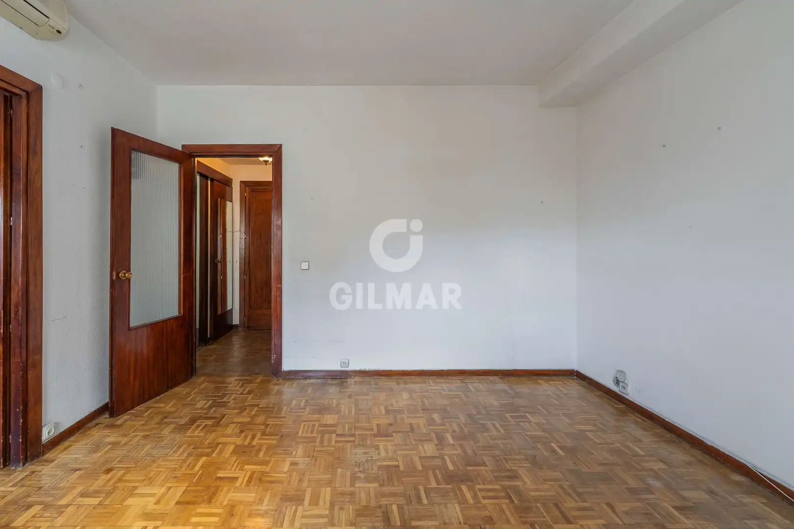 Dormitori de Apartament en venda en  Madrid Capital amb Calefacció