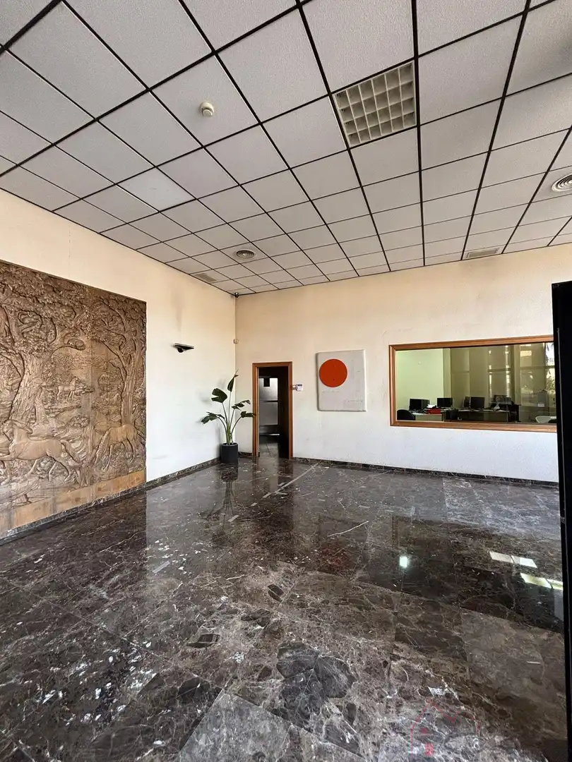 Industrial buildings for rent in Silla