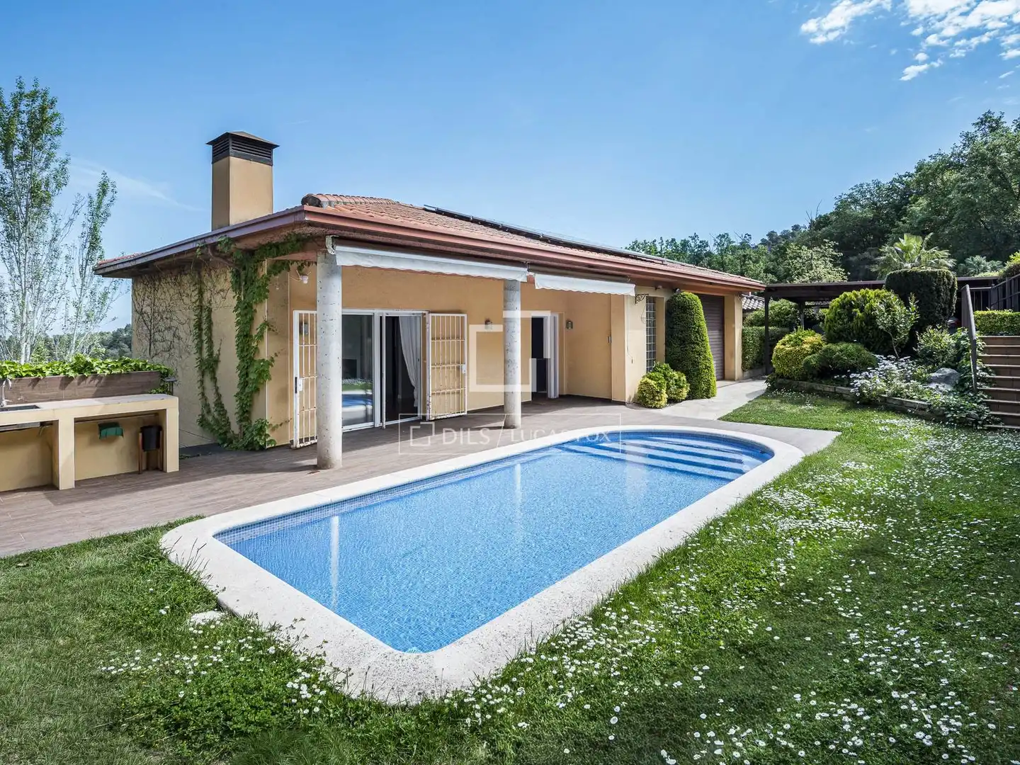Vista exterior de Casa o chalet en venta en Sant Cugat del Vallès con Aire acondicionado, Calefacción y Terraza