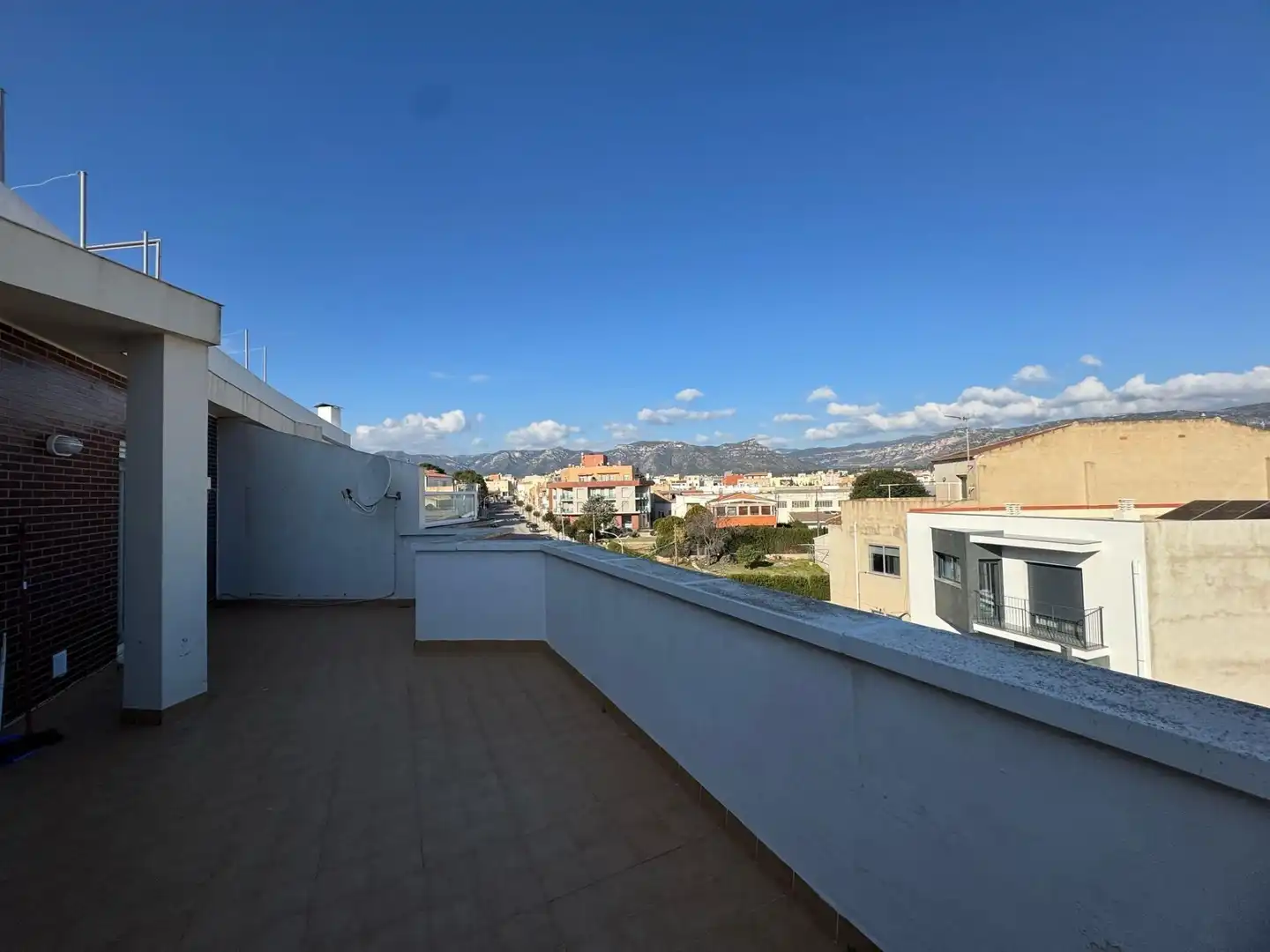 Vista exterior de Ático en venta en La Sénia con Calefacción, Terraza y Trastero