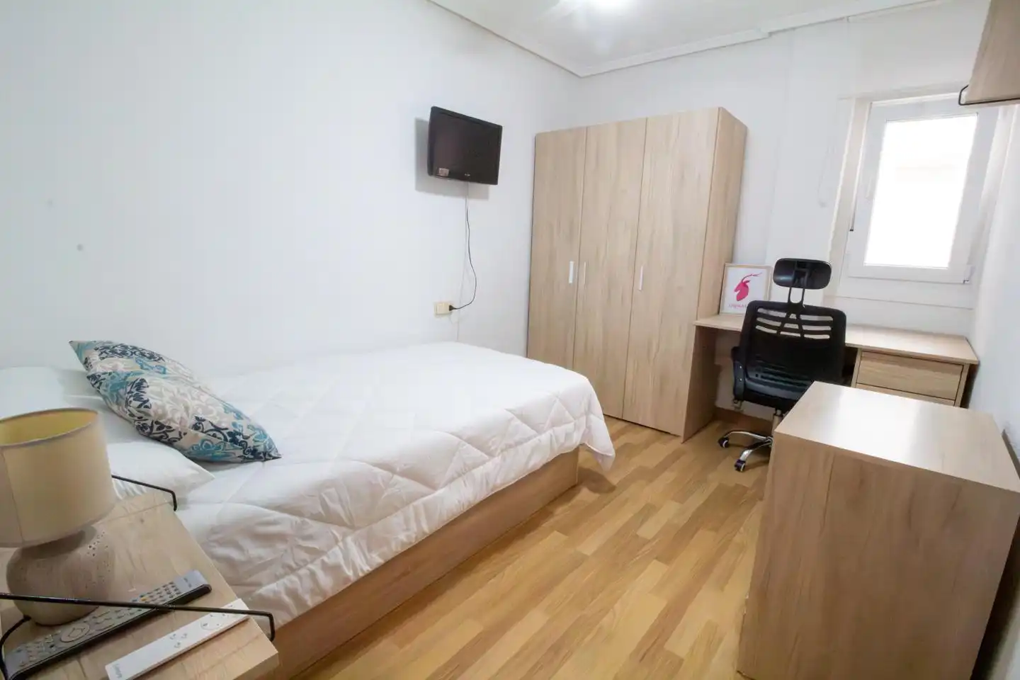 Bedroom of Flat for rent in Valencia  with Air Conditioner and Furnished